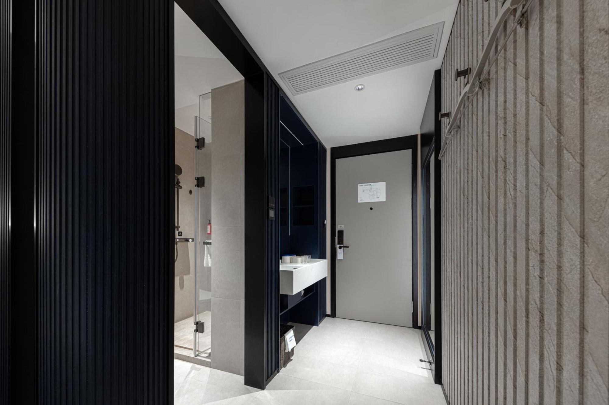 Atour Light Songjiang Jiuting Street Hotel Xangai